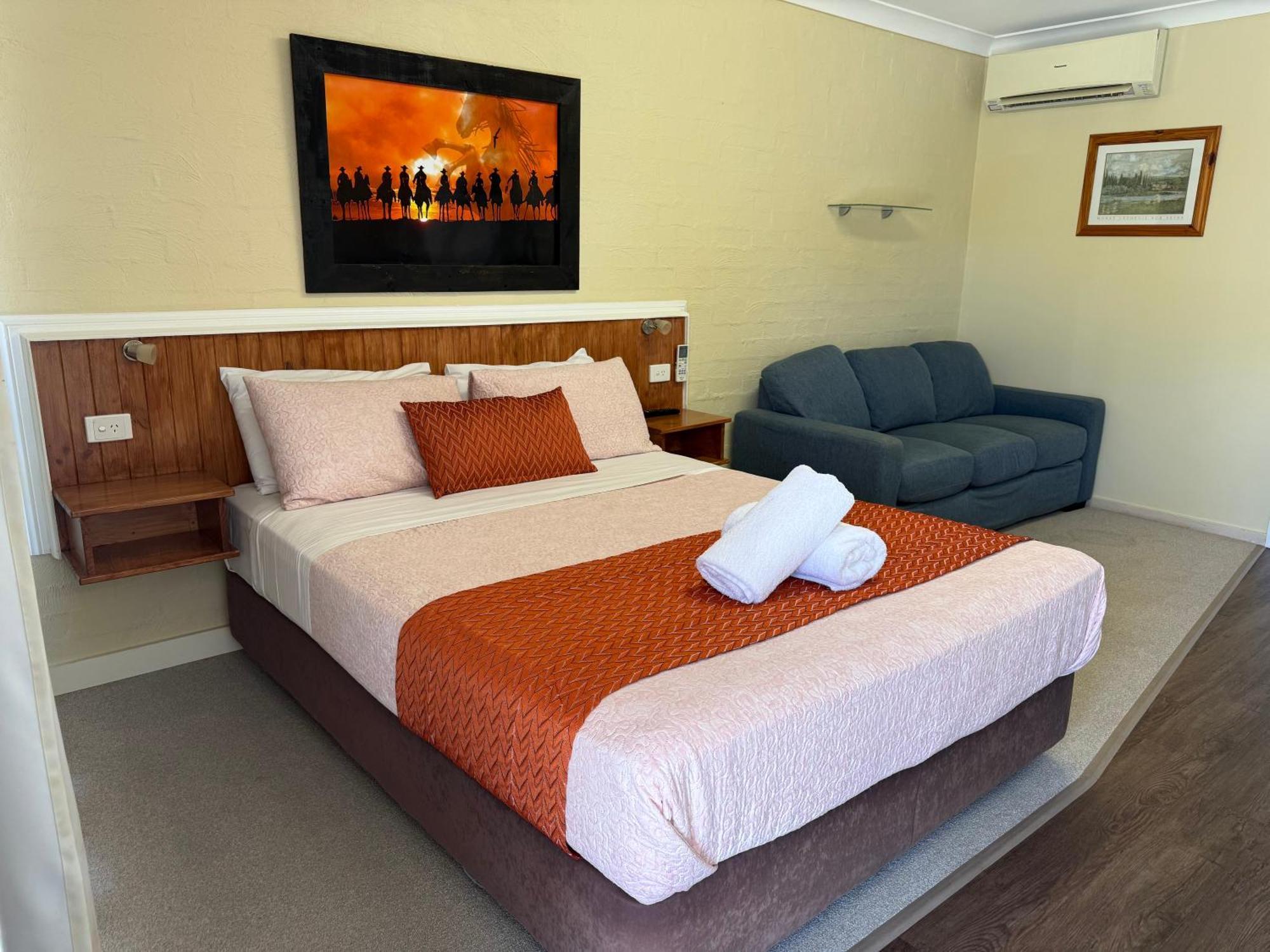 מורי Winchester Motel מראה חיצוני תמונה