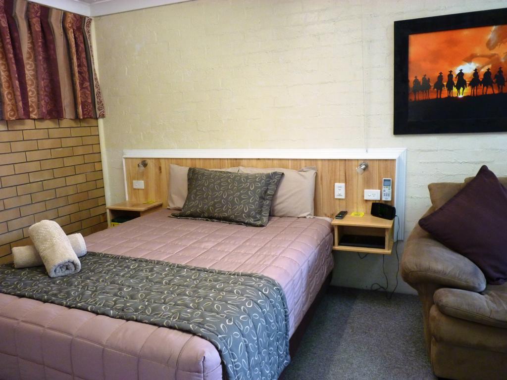 מורי Winchester Motel חדר תמונה