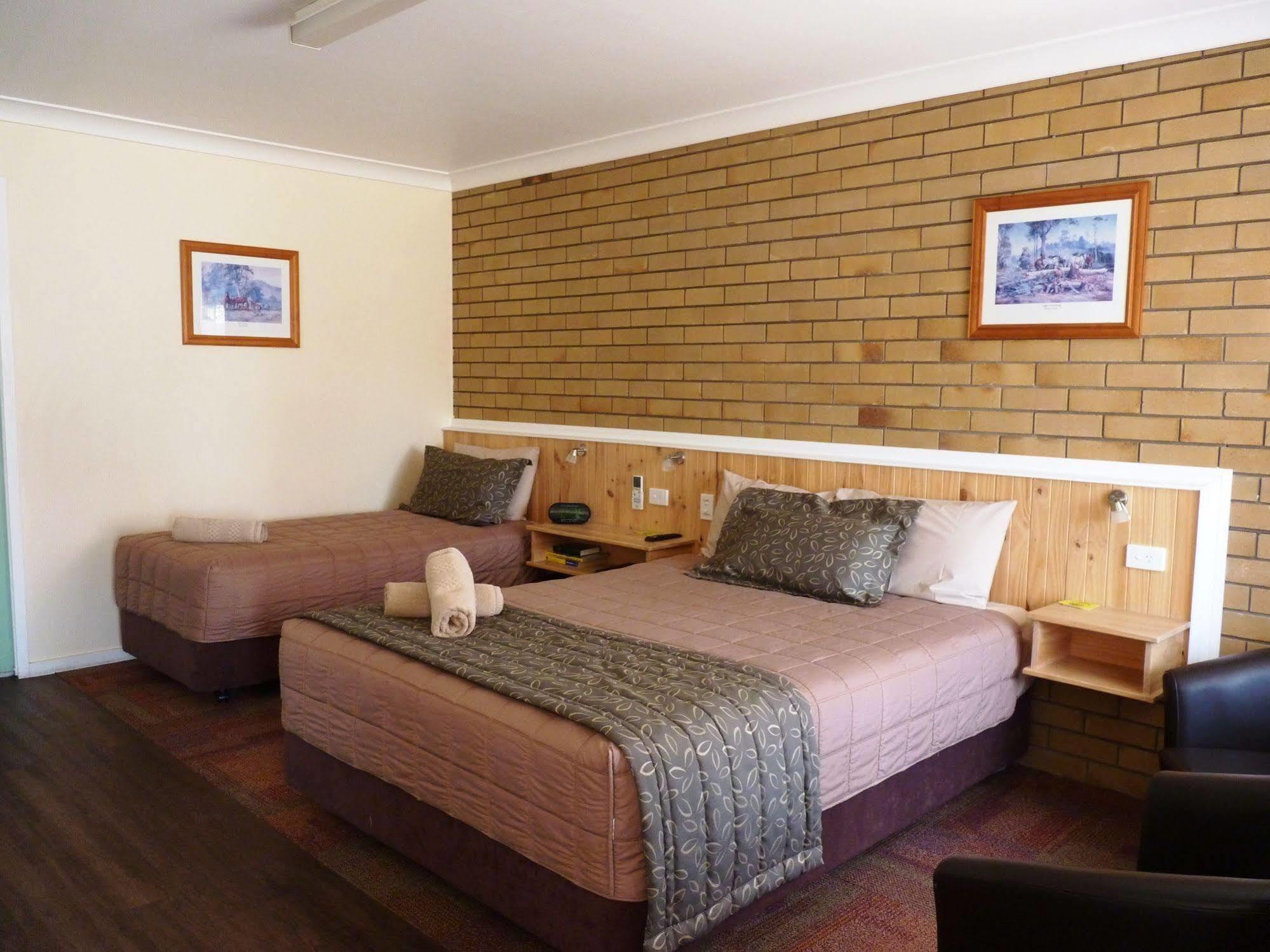 מורי Winchester Motel מראה חיצוני תמונה