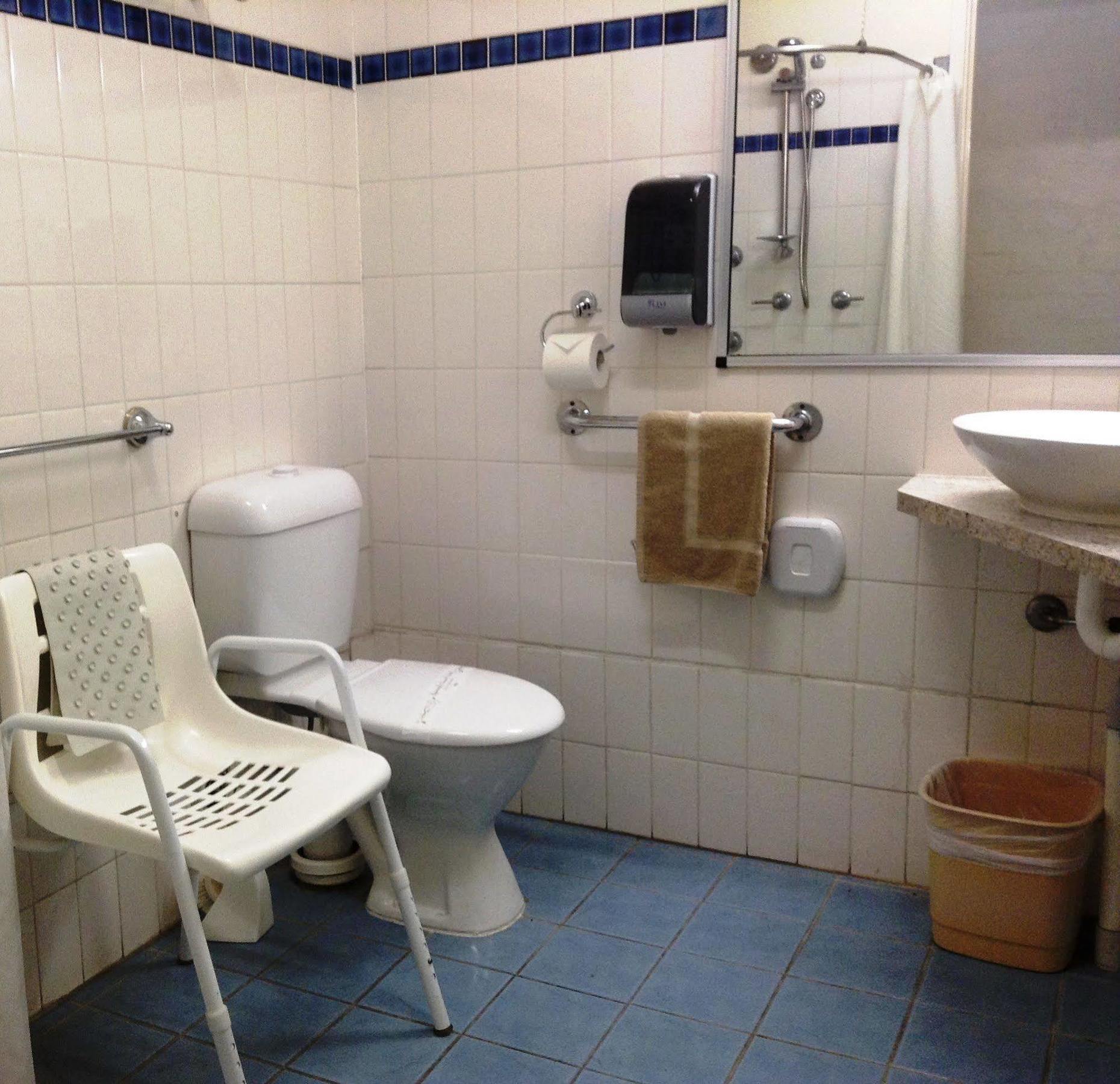 מורי Winchester Motel מראה חיצוני תמונה